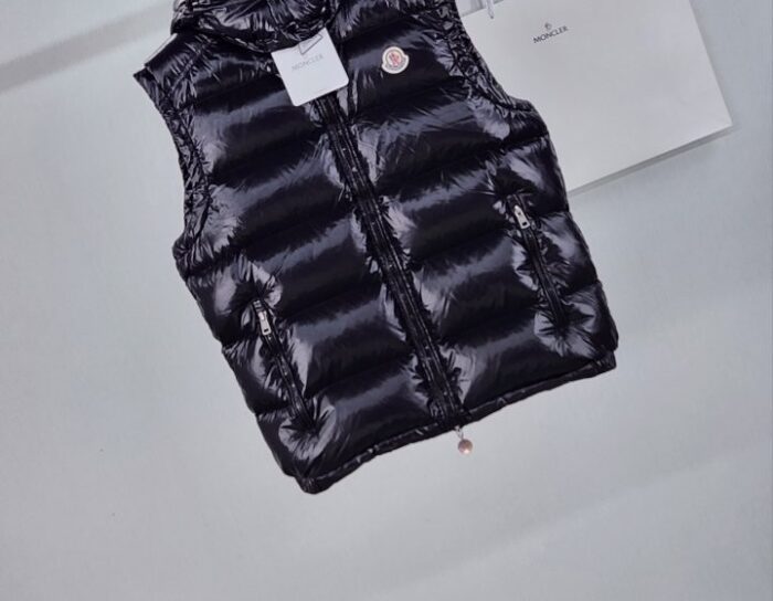 몽클레어 보르메스 후드 패딩 조끼 레플리카 미러급 SA급 S급 고퀄리티 하이엔드 최상급 의류 [남성] 10