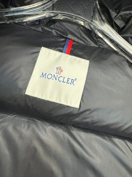 몽클레어 CARDAMINE 카다마인 패딩조끼 레플리카 미러급 SA급 S급 고퀄리티 하이엔드 최상급 의류 [남성] 17