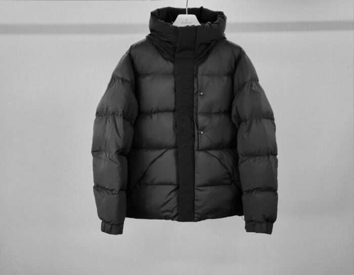 몽클레어 마데이라 (MADEIRA) 쇼트 다운 패딩 레플리카 미러급 SA급 S급 고퀄리티 하이엔드 최상급 의류 [남성] 8