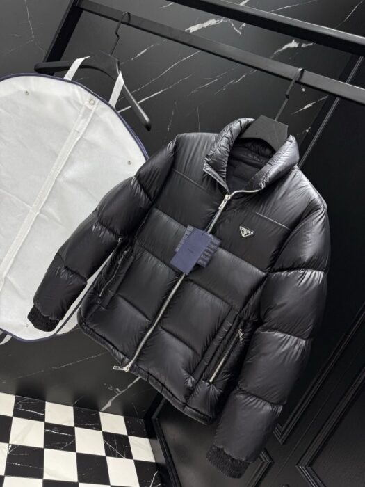 프라다 파이핑 다운 패딩 자켓 레플리카 미러급 SA급 S급 고퀄리티 하이엔드 최상급 의류 [남성] 3
