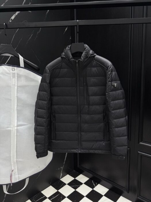 프라다 파이핑 다운 패딩 자켓 레플리카 미러급 SA급 S급 고퀄리티 하이엔드 최상급 의류 [남성] 2