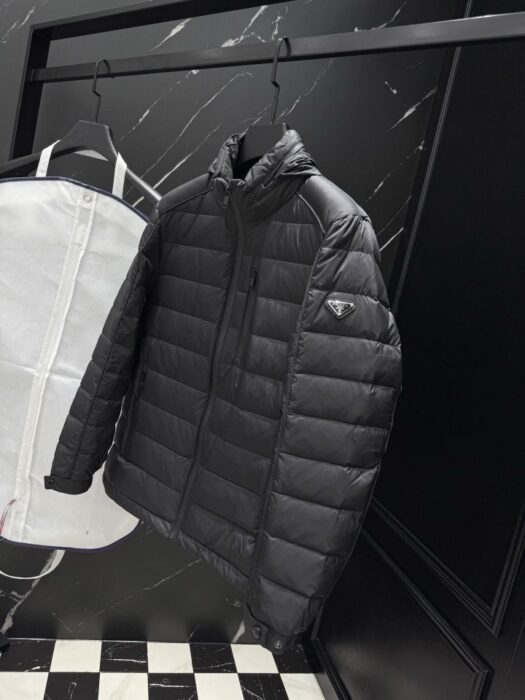 프라다 파이핑 다운 패딩 자켓 레플리카 미러급 SA급 S급 고퀄리티 하이엔드 최상급 의류 [남성] 5