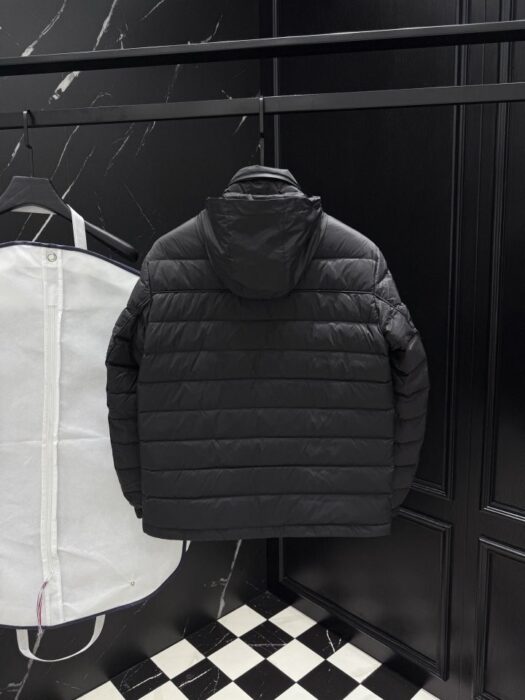 프라다 파이핑 다운 패딩 자켓 레플리카 미러급 SA급 S급 고퀄리티 하이엔드 최상급 의류 [남성] 7