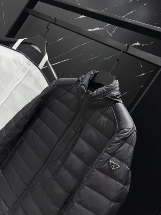 프라다 파이핑 다운 패딩 자켓 레플리카 미러급 SA급 S급 고퀄리티 하이엔드 최상급 의류 [남성] 8