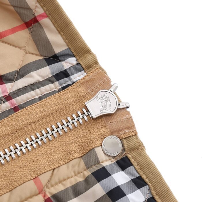 버버리 퀄팅 나일론 반자켓 레플리카 미러급 SA급 S급 고퀄리티 하이엔드 최상급 의류 [여성] 19