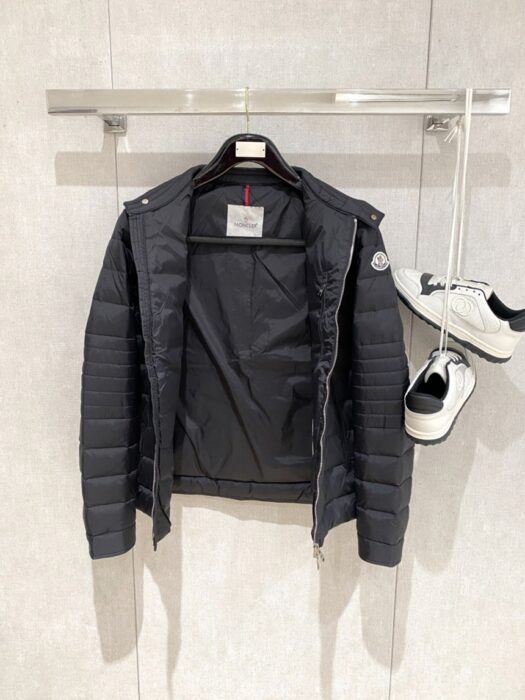 몽클레어 AMIOT 다운 바이커 재킷 패딩 레플리카 미러급 SA급 S급 고퀄리티 하이엔드 최상급 의류 [남성] 12
