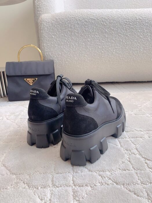 프라다 스웨이드 레이스업 슈즈 레플리카 미러급 SA급 S급 고퀄리티 최상급 하이엔드 신발 [남성] 7