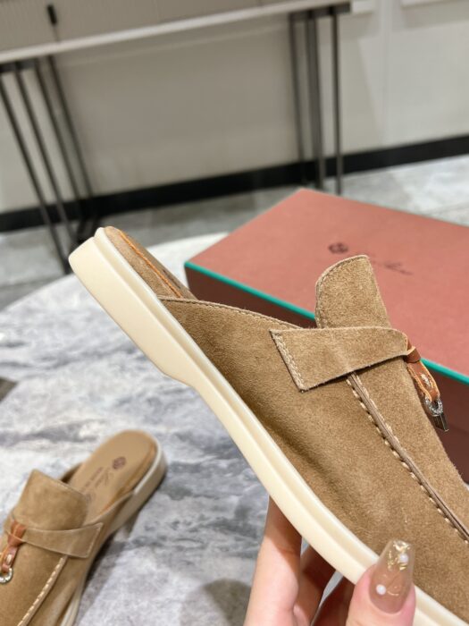 로로피아나 뮬 블로퍼 브라운 레플리카 미러급 SA급 S급 고퀄리티 최상급 하이엔드 신발 [남성여성공용] 9