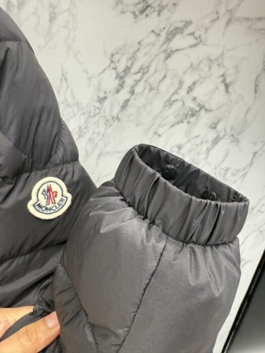 몽클레어 셀브스 구스다운 패딩 레플리카 미러급 SA급 S급 고퀄리티 하이엔드 최상급 의류 [남성] 9