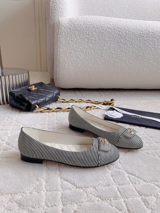 샤넬 발레리나 플렛슈즈 레플리카 미러급 SA급 S급 고퀄리티 최상급 하이엔드 신발 [여성] 3