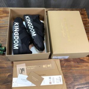 버버리 빈티지 스니커즈 레플리카 미러급 SA급 S급 고퀄리티 최상급 하이엔드 신발 [남성]