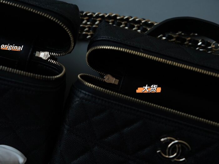 샤넬 클래식 체인 베니티백 골드 메탈 25C LP 블랙 레플리카 미러급 SA급 S급 고퀄리티 최상급 하이엔드 가방 [여성] 7