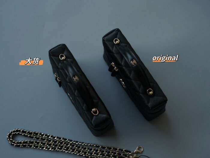 샤넬 클래식 체인 베니티백 골드 메탈 25C LP 블랙 레플리카 미러급 SA급 S급 고퀄리티 최상급 하이엔드 가방 [여성] 3