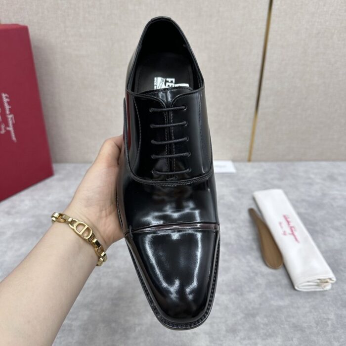 페라가모 디테일 옥스퍼드 구두 레플리카 미러급 SA급 S급 고퀄리티 최상급 하이엔드 신발 [남성] 4