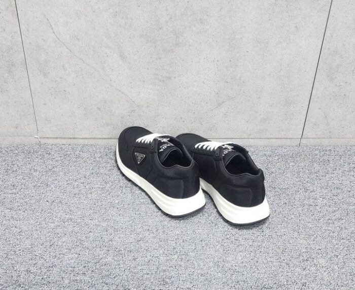 프라다 리나일론 브러시드 스니커즈 레플리카 미러급 SA급 S급 고퀄리티 최상급 하이엔드 신발 [남성] 4