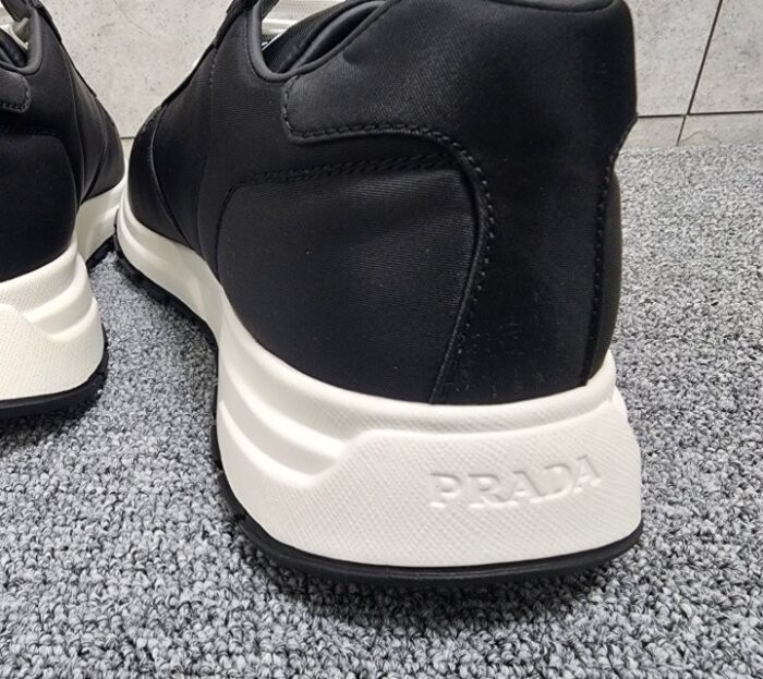 프라다 리나일론 브러시드 스니커즈 레플리카 미러급 SA급 S급 고퀄리티 최상급 하이엔드 신발 [남성] 7