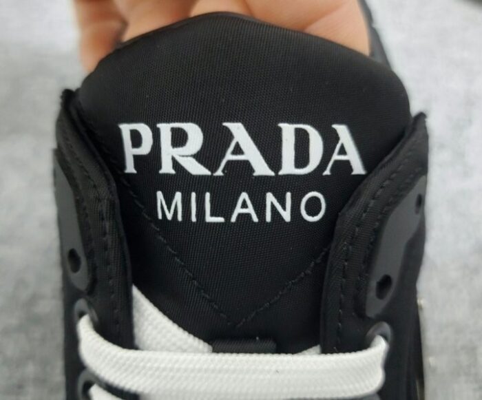 프라다 리나일론 브러시드 스니커즈 레플리카 미러급 SA급 S급 고퀄리티 최상급 하이엔드 신발 [남성] 9