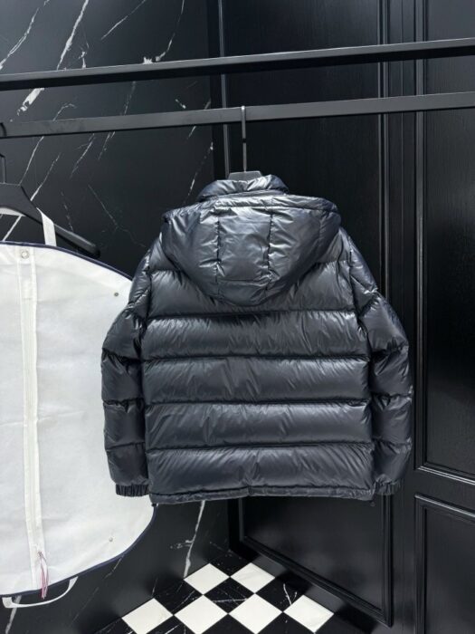 프라다 리나일론 다운 패딩 자켓 레플리카 미러급 SA급 S급 고퀄리티 하이엔드 최상급 의류 [남성] 4