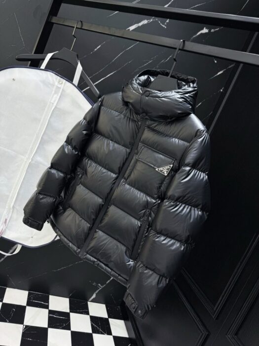 프라다 리나일론 다운 패딩 자켓 레플리카 미러급 SA급 S급 고퀄리티 하이엔드 최상급 의류 [남성] 10