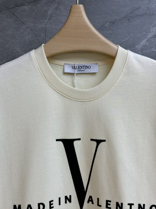 발렌티노 'Made In Valentino' 프린트 코튼 티셔츠 레플리카 미러급 SA급 S급 고퀄리티 하이엔드 최상급 의류 [남성여성공용] 7