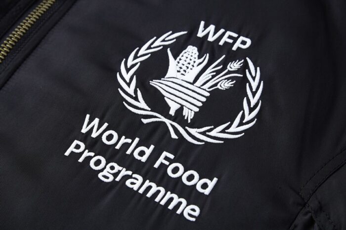 발렌시아가 WFP 라이트 후드 봄버 자켓 레플리카 미러급 SA급 S급 고퀄리티 하이엔드 최상급 의류 [남성] 8