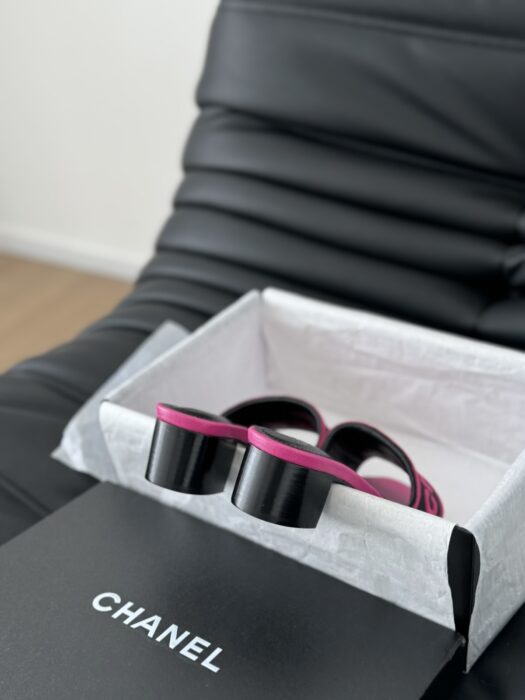 샤넬 로고 트위드 뮬 레플리카 미러급 SA급 S급 고퀄리티 최상급 하이엔드 신발 [여성] 5