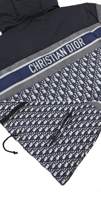 디올 오블리크 리버서블 크롭 다운 패딩 레플리카 미러급 SA급 S급 고퀄리티 하이엔드 최상급 의류 [여성] 18