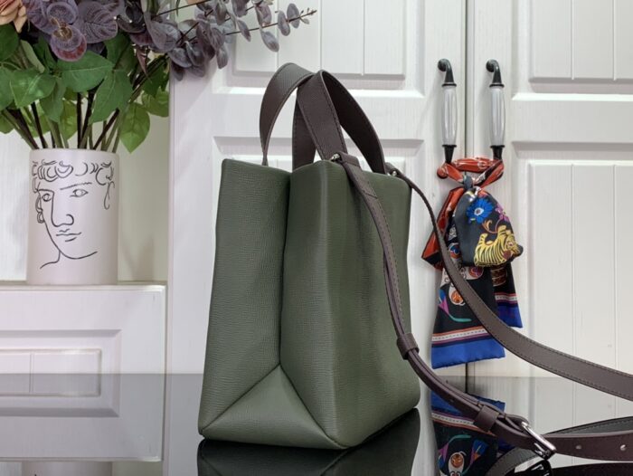 루이비통 미니 쇼퍼 토트 M15238 다크 그린 레플리카 미러급 SA급 S급 고퀄리티 최상급 하이엔드 가방 [남성여성공용] 4