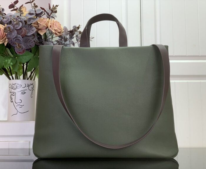 루이비통 쇼퍼 토트 미디엄 M26082 다크 그린 레플리카 미러급 SA급 S급 고퀄리티 최상급 하이엔드 가방 [남성여성공용] 2