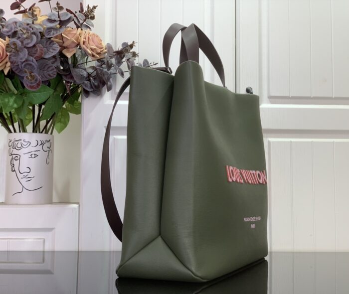 루이비통 쇼퍼 토트 미디엄 M26082 다크 그린 레플리카 미러급 SA급 S급 고퀄리티 최상급 하이엔드 가방 [남성여성공용] 4