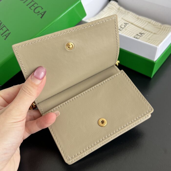 보테가베네타 솔스티스 비즈니스 카드 케이스 에크루 810596 레플리카 미러급 SA급 S급 고퀄리티 최상급 하이엔드 지갑 [남성여성공용] 2