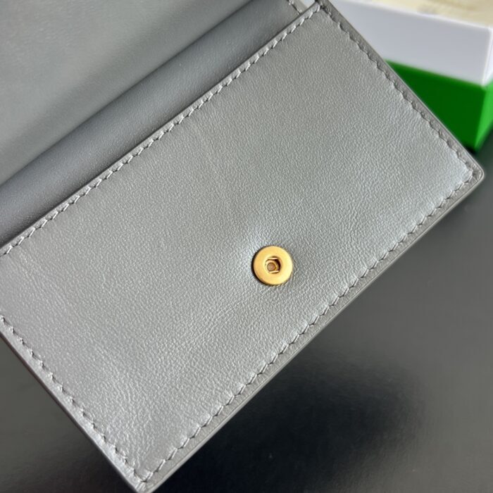 보테가베네타 솔스티스 비즈니스 카드 케이스 그레이 810596 레플리카 미러급 SA급 S급 고퀄리티 최상급 하이엔드 지갑 [남성여성공용] 7
