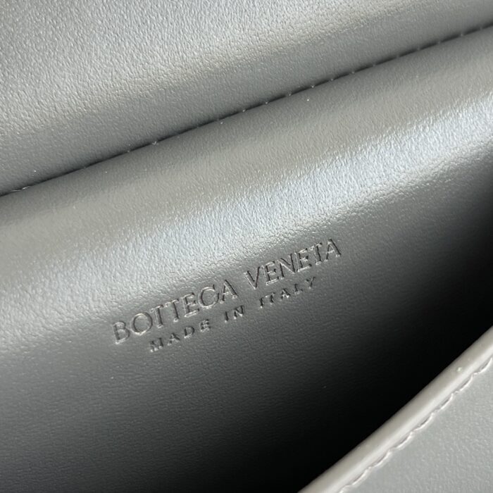 보테가베네타 솔스티스 비즈니스 카드 케이스 그레이 810596 레플리카 미러급 SA급 S급 고퀄리티 최상급 하이엔드 지갑 [남성여성공용] 9
