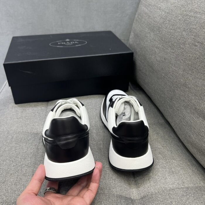 프라다 클래식 스니커즈 레플리카 미러급 SA급 S급 고퀄리티 최상급 하이엔드 신발 [남성] 4