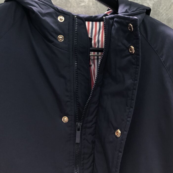 톰브라운 다운 자켓 (그레이,네이비) 레플리카 미러급 SA급 S급 고퀄리티 하이엔드 최상급 의류 [남성여성공용] 22