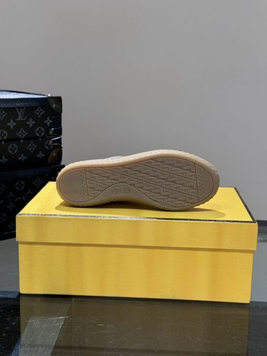 펜디 플레어 로우탑 스니커즈 레플리카 미러급 SA급 S급 고퀄리티 최상급 하이엔드 신발 [남성여성공용] 4