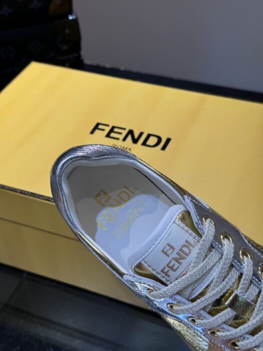 펜디 플레어 로우탑 스니커즈 레플리카 미러급 SA급 S급 고퀄리티 최상급 하이엔드 신발 [남성여성공용] 9