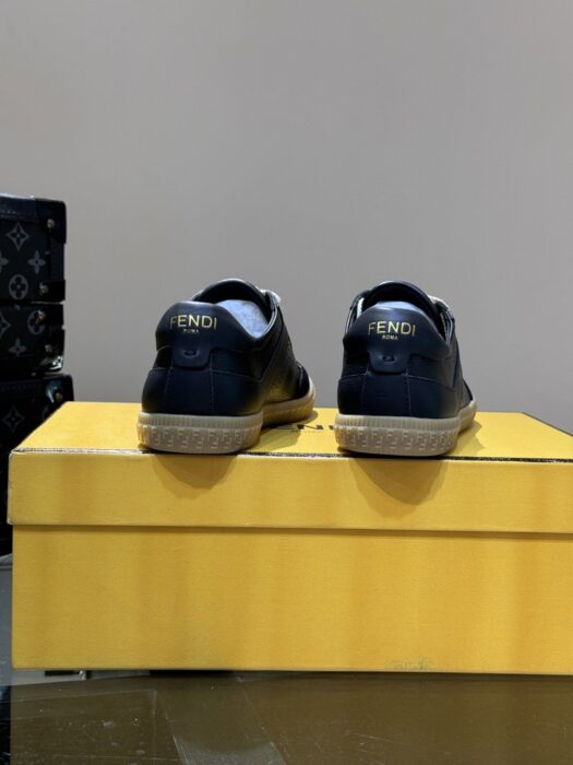 펜디 플레어 로우탑 스니커즈 레플리카 미러급 SA급 S급 고퀄리티 최상급 하이엔드 신발 [남성여성공용] 5