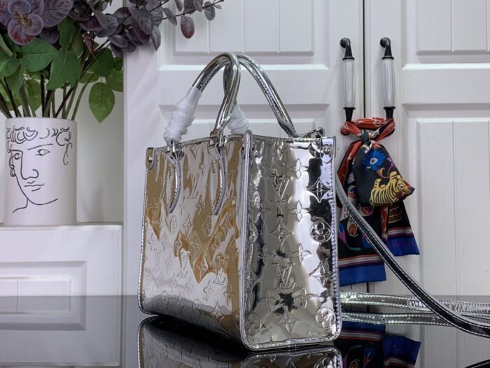 루이비통 온더고 PM M26373 실버 레플리카 미러급 SA급 S급 고퀄리티 최상급 하이엔드 가방 [여성] 4