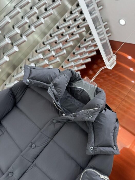 프라다 포켓로고 구스다운 후드 패딩 자켓 레플리카 미러급 SA급 S급 고퀄리티 하이엔드 최상급 의류 [남성] 13