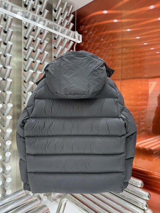 프라다 포켓로고 구스다운 후드 패딩 자켓 레플리카 미러급 SA급 S급 고퀄리티 하이엔드 최상급 의류 [남성] 14