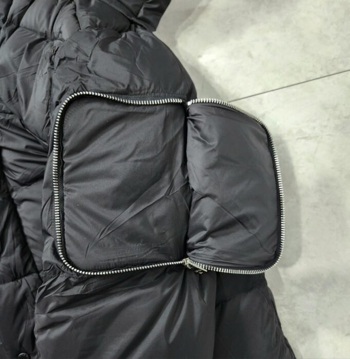 프라다 포켓로고 구스다운 후드 패딩 자켓 레플리카 미러급 SA급 S급 고퀄리티 하이엔드 최상급 의류 [남성] 16