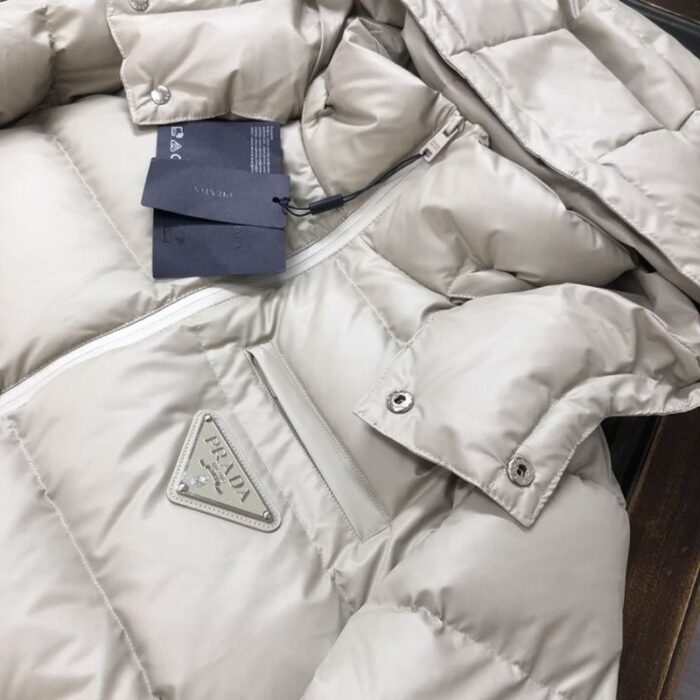 프라다 하이글로시 다운 패딩 자켓 레플리카 미러급 SA급 S급 고퀄리티 하이엔드 최상급 의류 [남성] 12