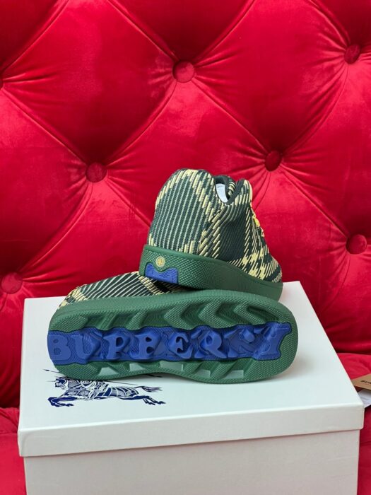 버버리 박스 스니커즈 레플리카 미러급 SA급 S급 고퀄리티 최상급 하이엔드 신발 [남성여성공용] 10