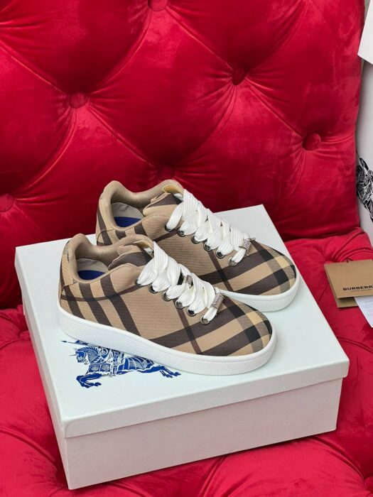 버버리 박스 스니커즈 레플리카 미러급 SA급 S급 고퀄리티 최상급 하이엔드 신발 [남성여성공용] 5