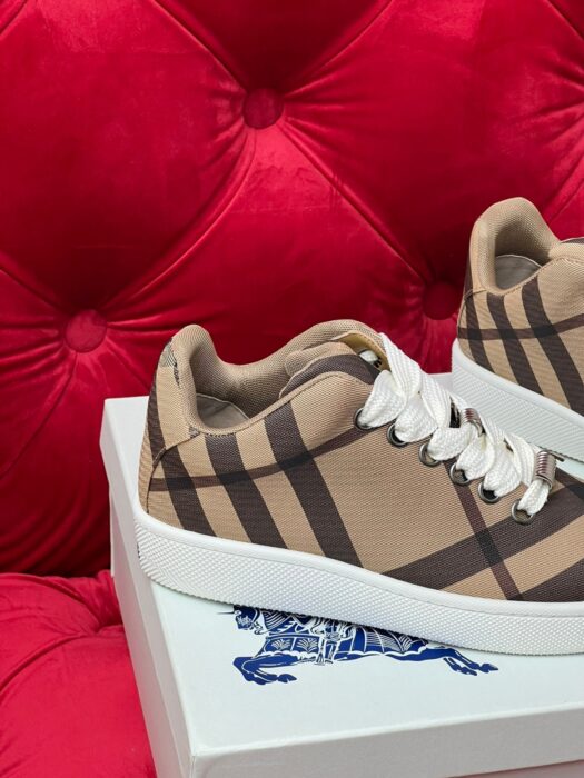 버버리 박스 스니커즈 레플리카 미러급 SA급 S급 고퀄리티 최상급 하이엔드 신발 [남성여성공용] 9