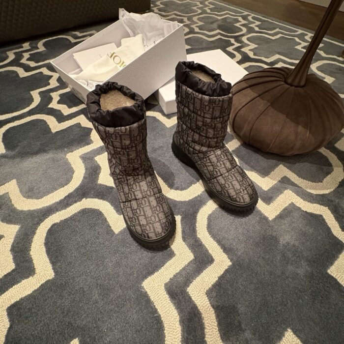 디올 디올알프스 디올 프로스트 앵클 부츠 디올 오블리크 퀼티드 나일론 샴브레이 블랙 레플리카 미러급 SA급 S급 고퀄리티 최상급 하이엔드 신발 [여성] 6