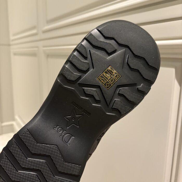 디올 디올알프스 디올 프로스트 앵클 부츠 디올 오블리크 퀼티드 나일론 샴브레이 블랙 레플리카 미러급 SA급 S급 고퀄리티 최상급 하이엔드 신발 [여성] 10