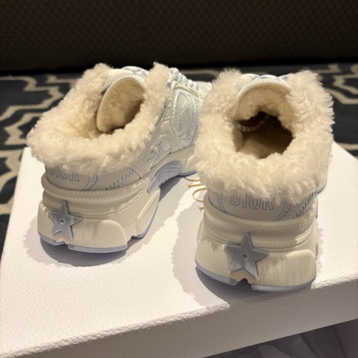 디올 디올알프스 디올 크로노 스니커즈 메쉬 앤 스웨이드 카프스킨 라이트 블루 레플리카 미러급 SA급 S급 고퀄리티 최상급 하이엔드 신발 [여성] 9