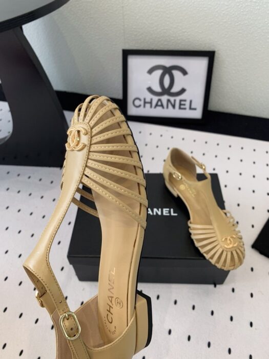 샤넬 인터로킹 CC T스트랩 샌들 레플리카 미러급 SA급 S급 고퀄리티 최상급 하이엔드 신발 [여성] 5